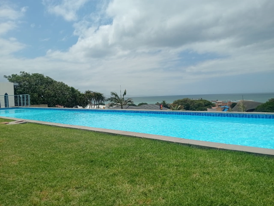 5 Bedroom Property for Sale in Jeffreys Bay Central Eastern Cape
